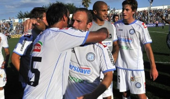 En la antesala de la que podría ser la final más importante de su historia, Belgrano de Córdoba se encuentra a 90 minutos de la gloria, busc