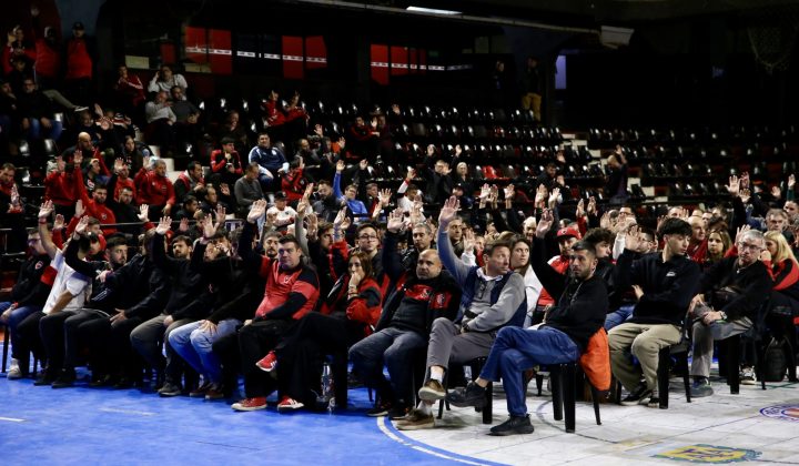 Newell’s Old Boys aprueba presupuesto y reformula balance en Asambleas