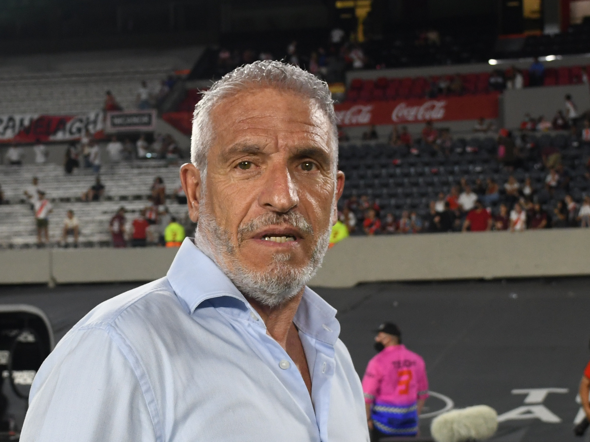 TÍTULO: Omar Labruna fulmina a los jugadores de River: