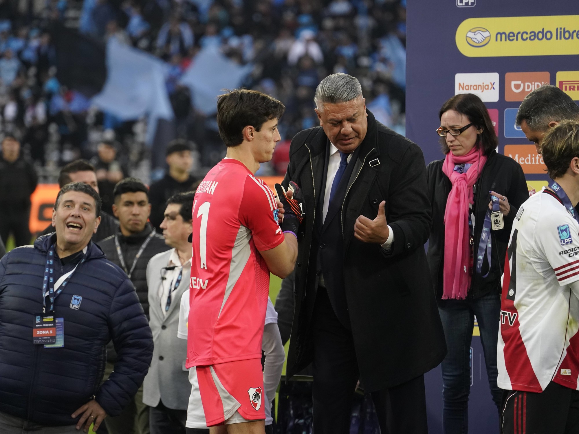 TÍTULO: River: Bronca y frustración en la premiación tras perder la final