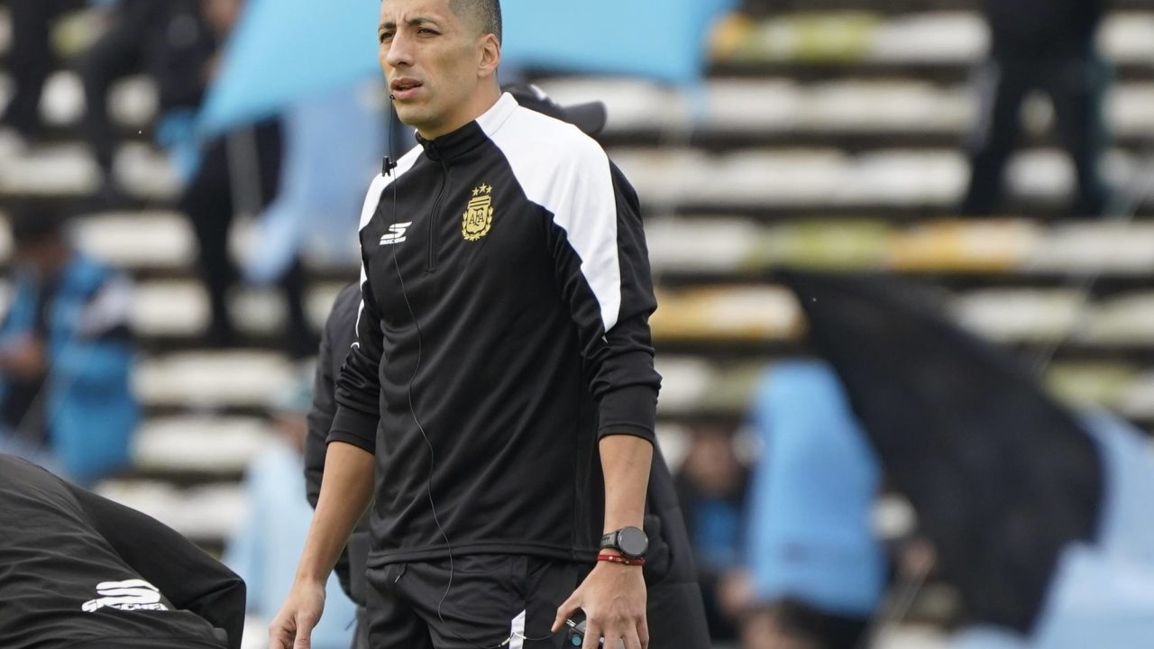 Yael Falcón Pérez explica la polémica jugada del penal en la final entre River y Belgrano