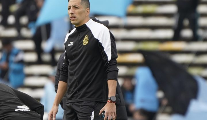Yael Falcón Pérez explica la polémica jugada del penal en la final entre River y Belgrano