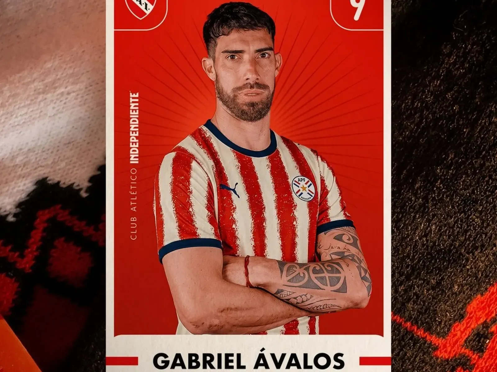 Gabriel Ávalos, delantero de Independiente, celebra un gol con su equipo.