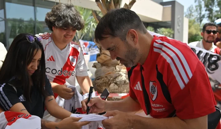 River Plate llega a Alicante para iniciar su pretemporada europea