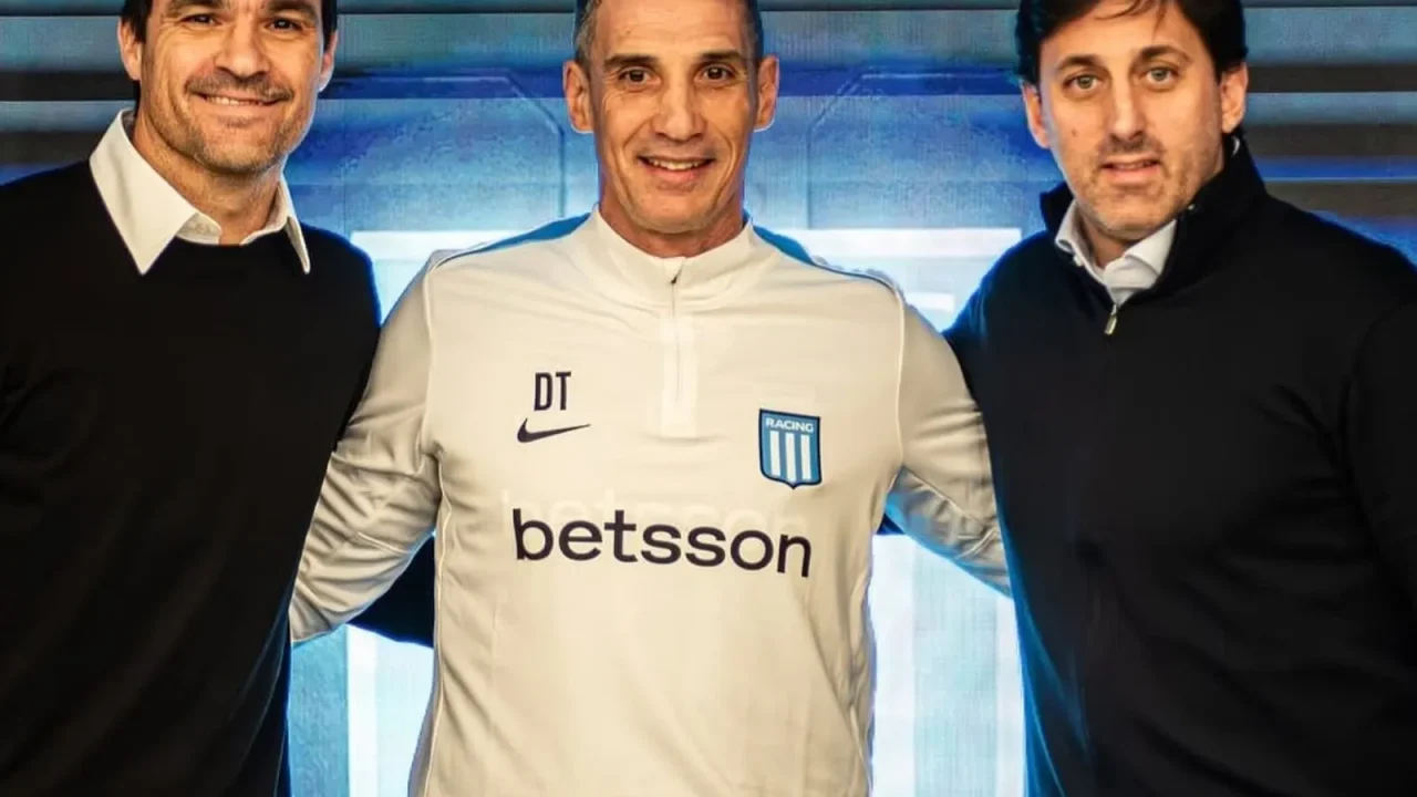 Milito elogia a Vojvoda: “Con él podemos estar espalda con espalda para el crecimiento de Racing