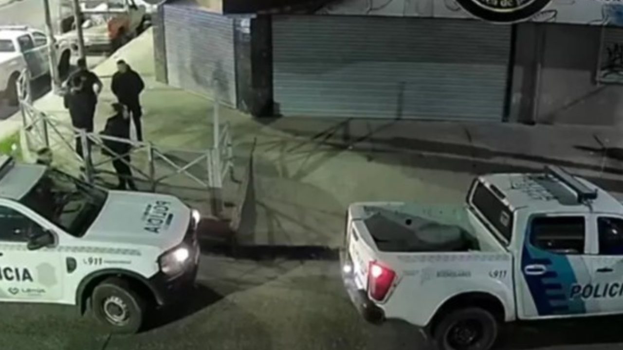 Ladrones escapan de la policía tras robo en fábrica de pastas en Lanús: el cuarto incidente del año