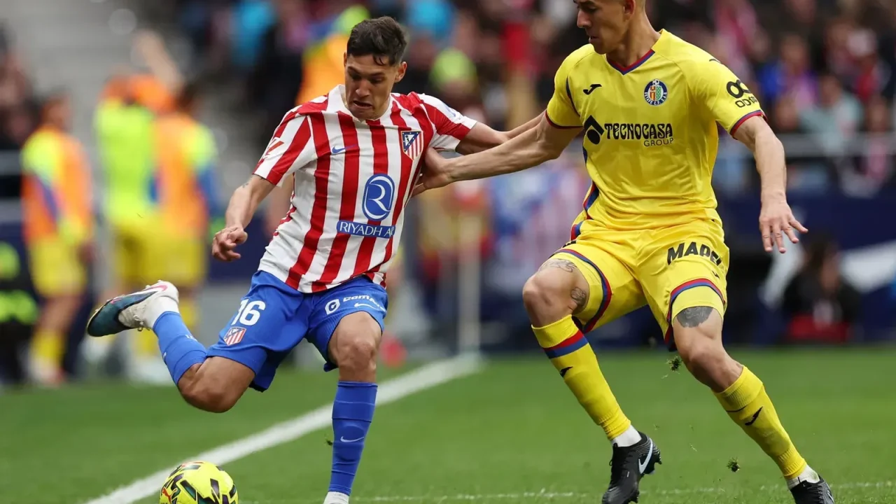 Zaid Romero, central en la prelista de Scaloni, en la mira de River