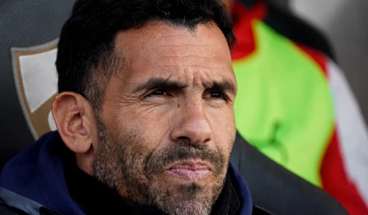 La noticia sacudió los cimientos de Independiente. Carlos Tevez, quien dirigió al club de Avellaneda hasta mayo de 2024, ha presentado una d