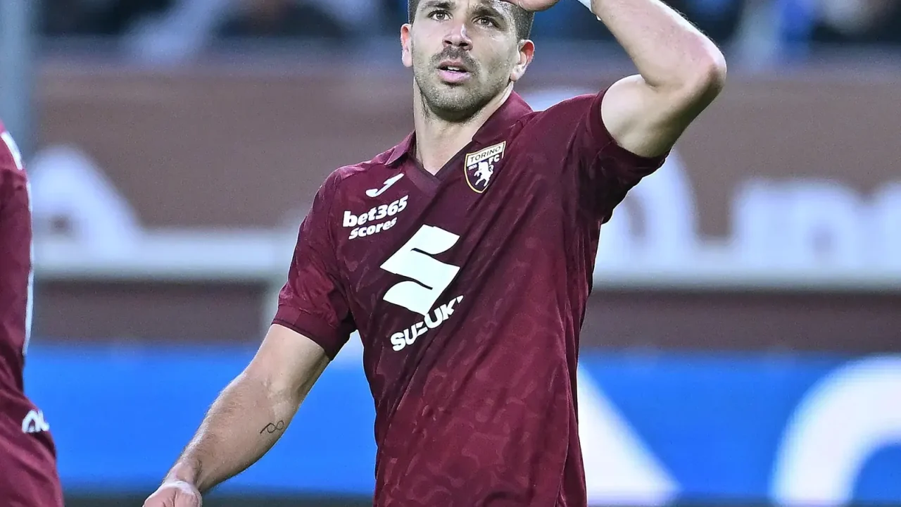 El anhelado regreso de Giovanni Simeone a River Plate se encuentra en un punto muerto. A pesar de las gestiones realizadas por la dirigencia