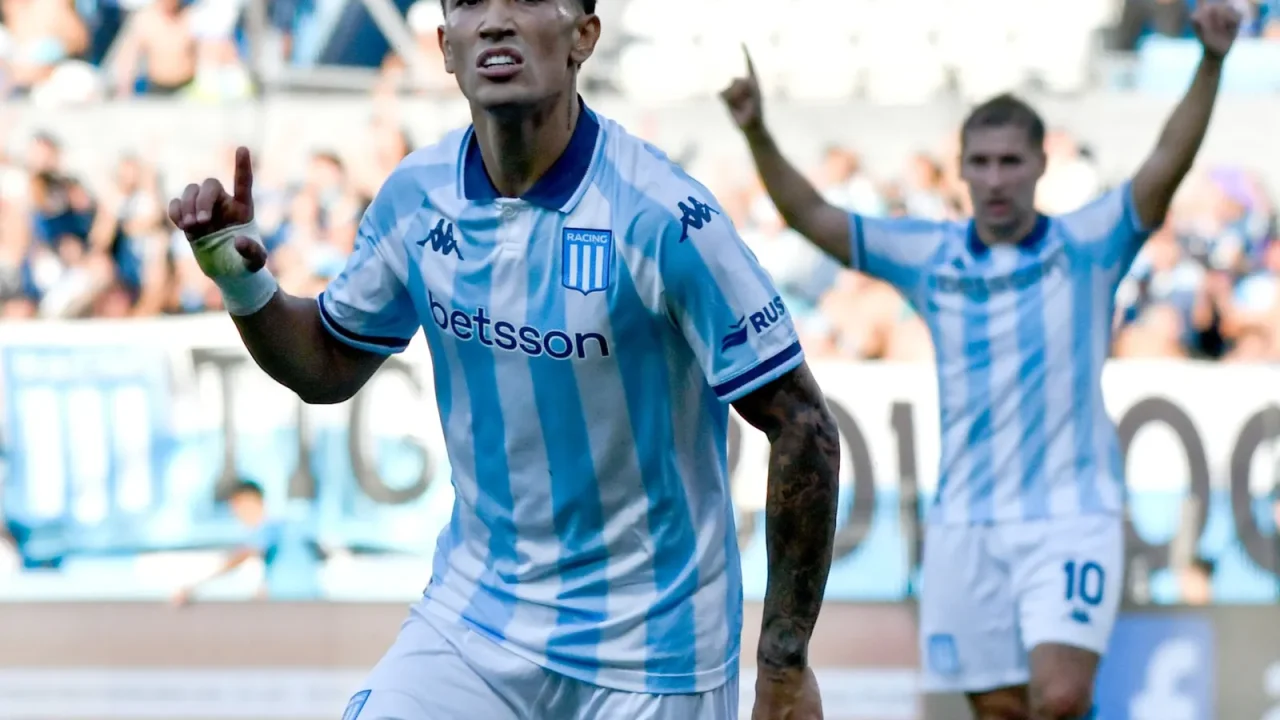 La dirigencia de Talleres de Córdoba ha mostrado interés en Santiago Solari, extremo de Racing. Según trascendió, el club cordobés consultó