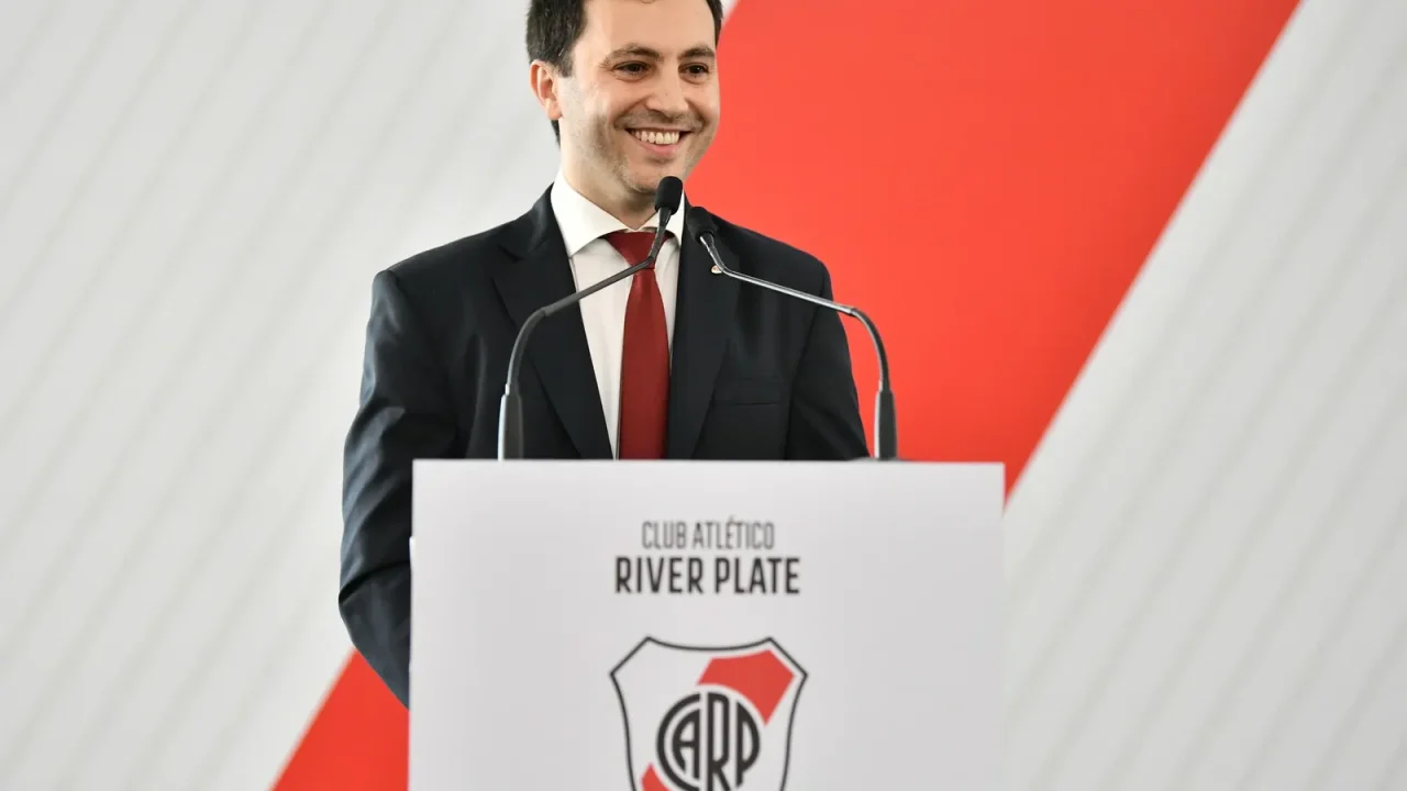 River: Di Carlo advierte a los jugadores que no serán tenidos en cuenta por Coudet