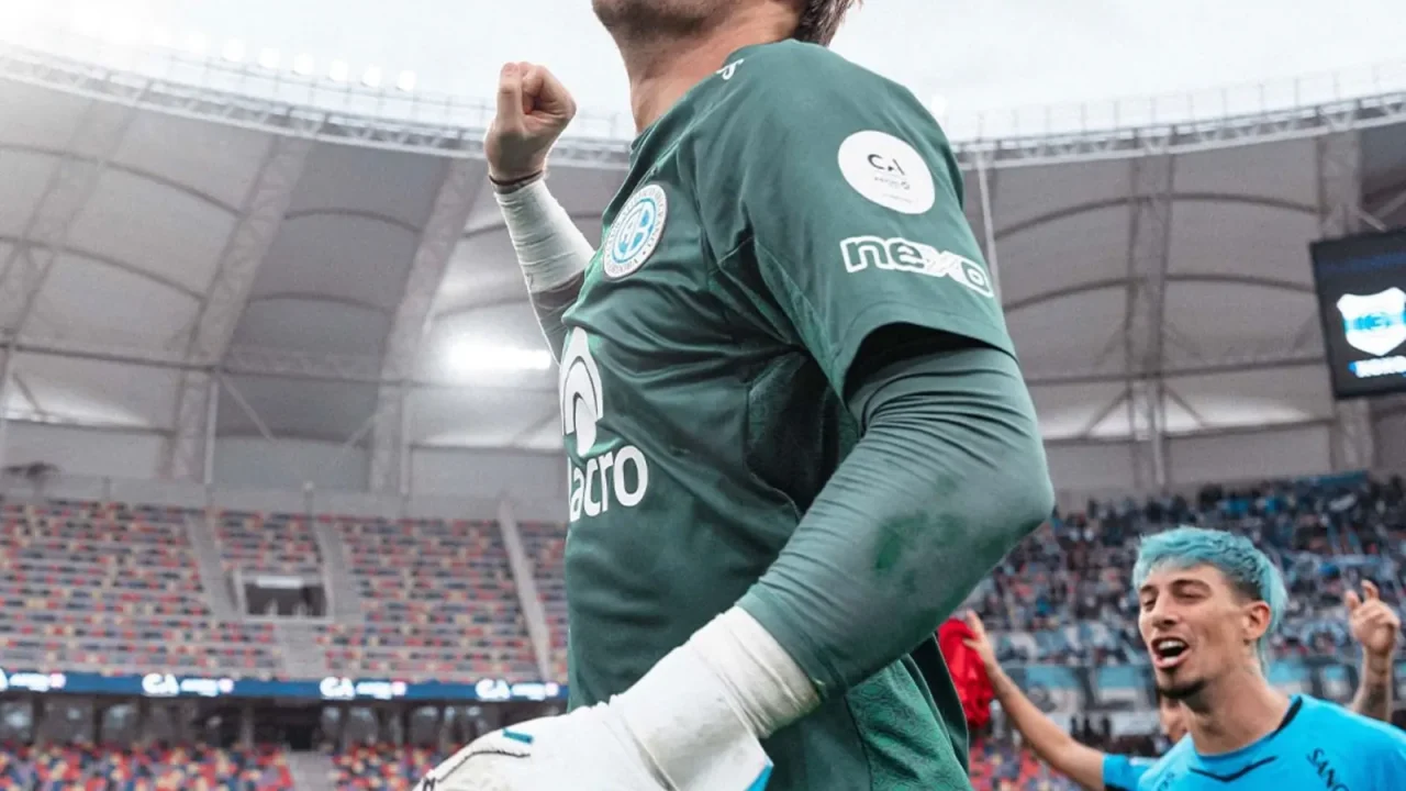 Belgrano asegura a Thiago Cardozo: el arquero campeón se queda en el Pirata