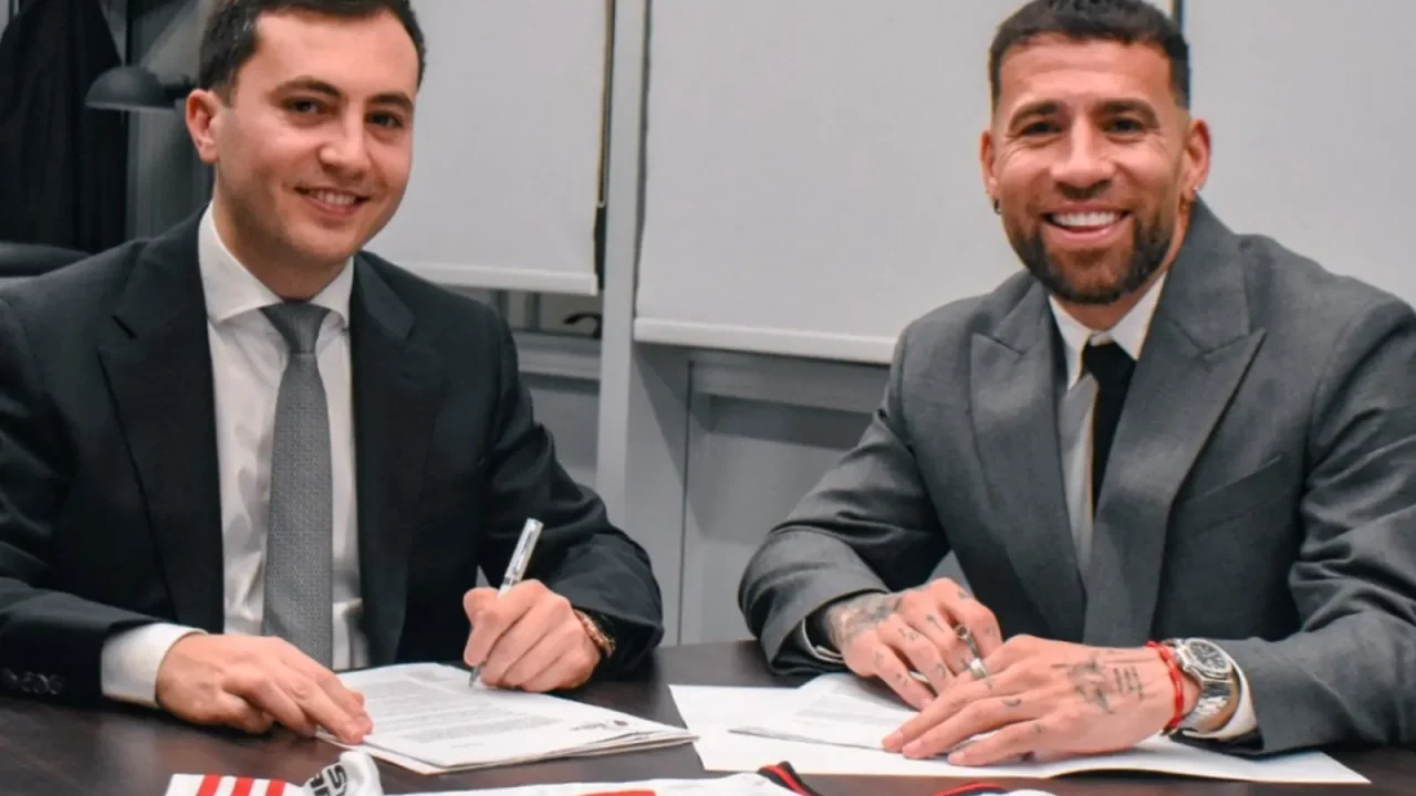 Nicolás Otamendi, el defensor campeón del mundo con la Selección Argentina, se ha convertido en el primer y sorpresivo refuerzo de River Pla