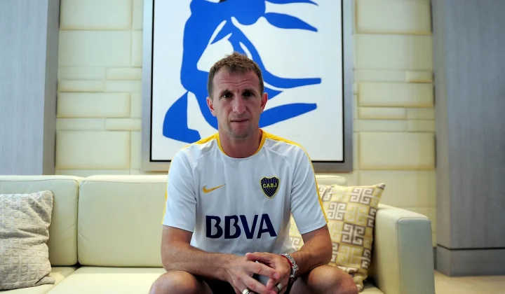 Arruabarrena regresa a Boca: el inesperado desafío de convivir con Riquelme