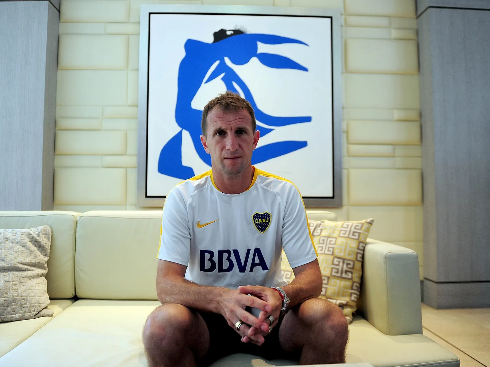 Rodolfo Arruabarrena, director técnico de Boca Juniors, en el campo de juego.