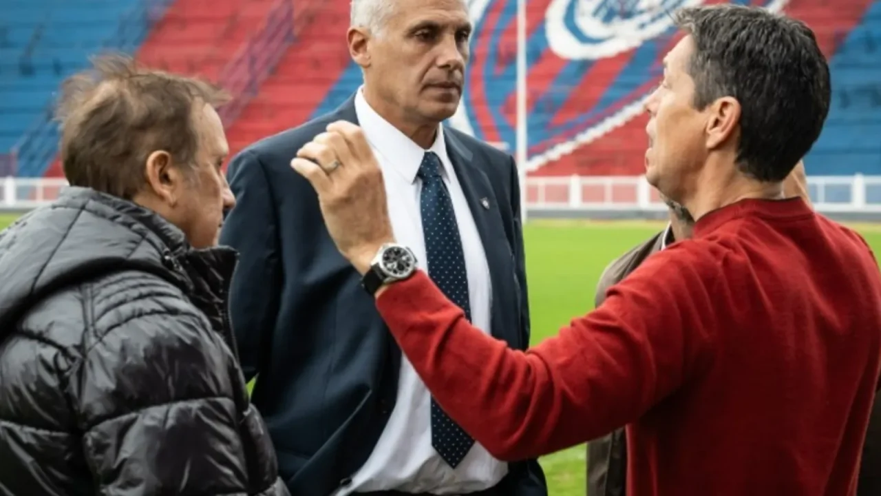 La nueva comisión directiva de San Lorenzo, liderada por Marcelo Culotta, quien asumió oficialmente la presidencia del club este jueves, ha