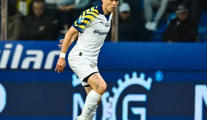 Nahuel Estévez, el volante libre del Parma que interesa a Racing