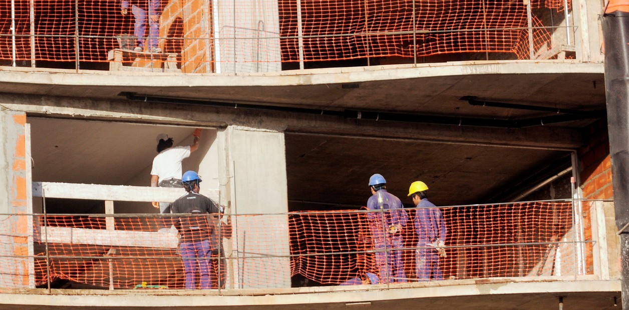 El Gobierno reglamentó el blanqueo laboral con beneficios para empleadores y trabajadores
