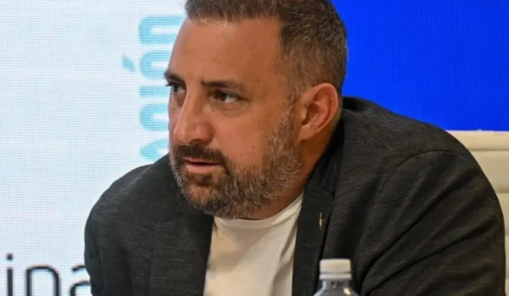 Cristian Malaspina, presidente de Argentinos Juniors, manifestó su profundo descontento con Sergio “Chiquito” Romero, a quien consideró que