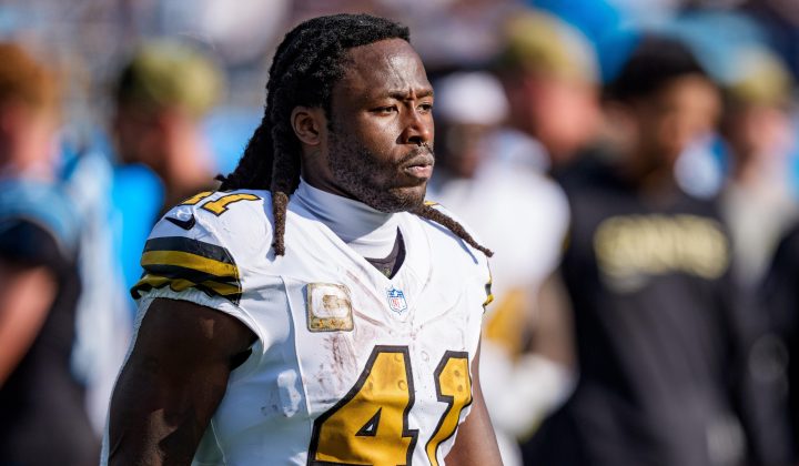 Agente de Alvin Kamara Confirma Permanencia en los Saints a pesar de Rumores de Traspaso