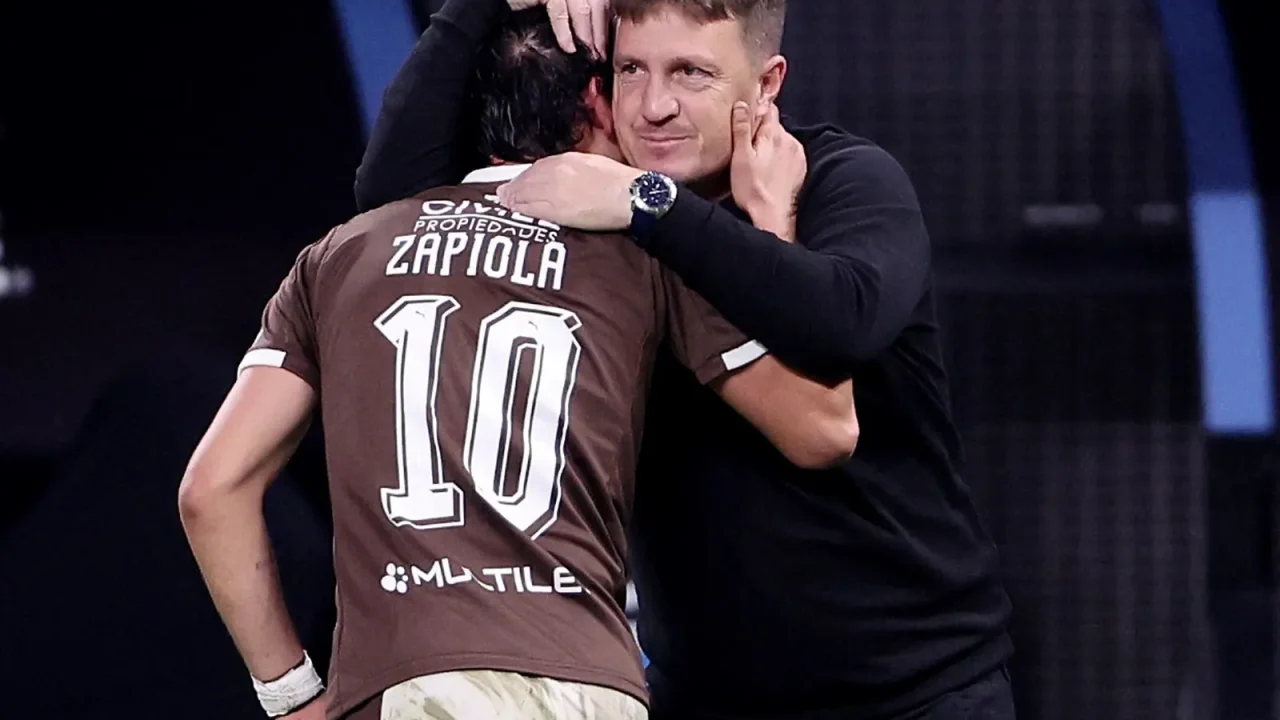 Zunino celebra el “todo a pulmón” de Platense tras la histórica clasificación a octavos de Libertadores