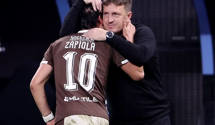 Zunino celebra el “todo a pulmón” de Platense tras la histórica clasificación a octavos de Libertadores