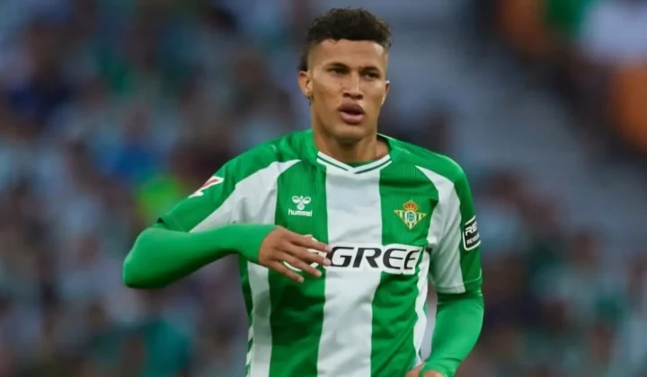 River busca a De La Cruz y el Betis negocia: oferta formal por el volante