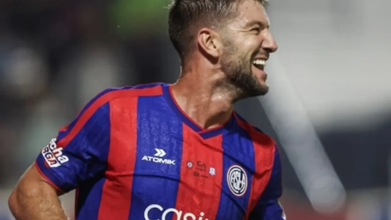 San Lorenzo: 12 jugadores afuera del plantel de Gustavo Álvarez