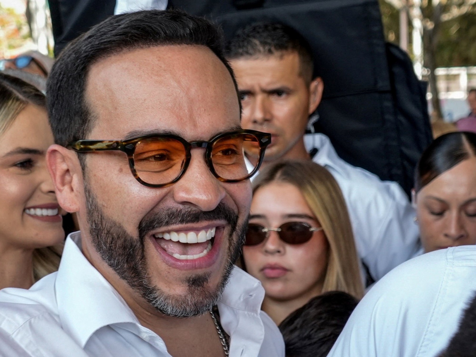Abelardo de la Espriella, candidato presidencial colombiano, en un acto de campaña.