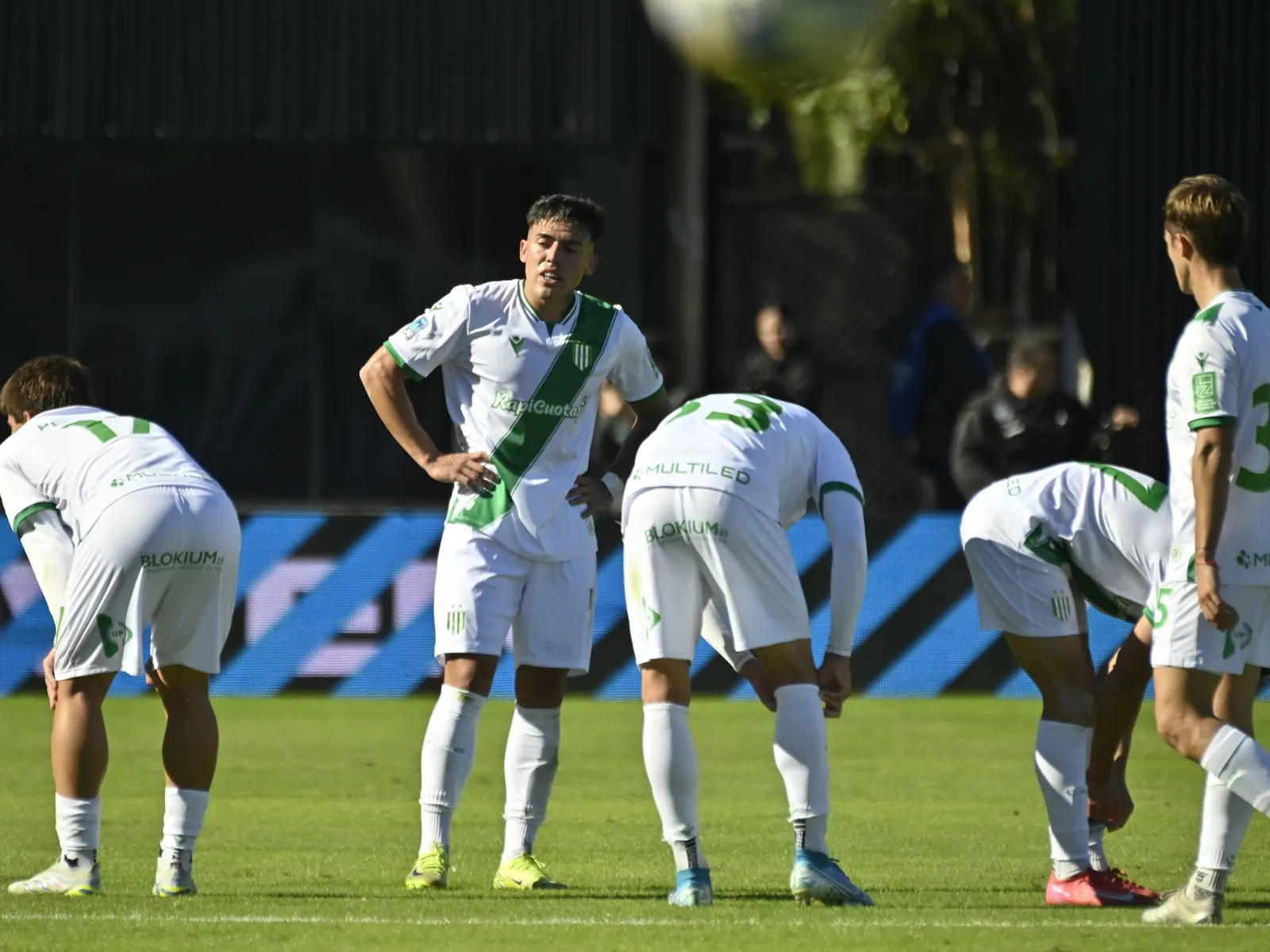 Estadio Florencio Sola de Banfield durante un partido.