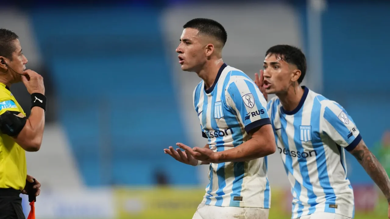 Racing: sondeos por jugadores con poca continuidad y la salida de Zuculini