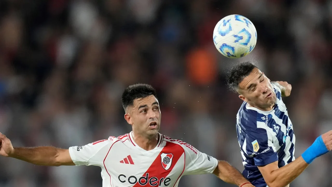 Racing ha iniciado conversaciones formales con Talleres de Córdoba para incorporar al volante central chileno Ulises Ortegoza. Según informa