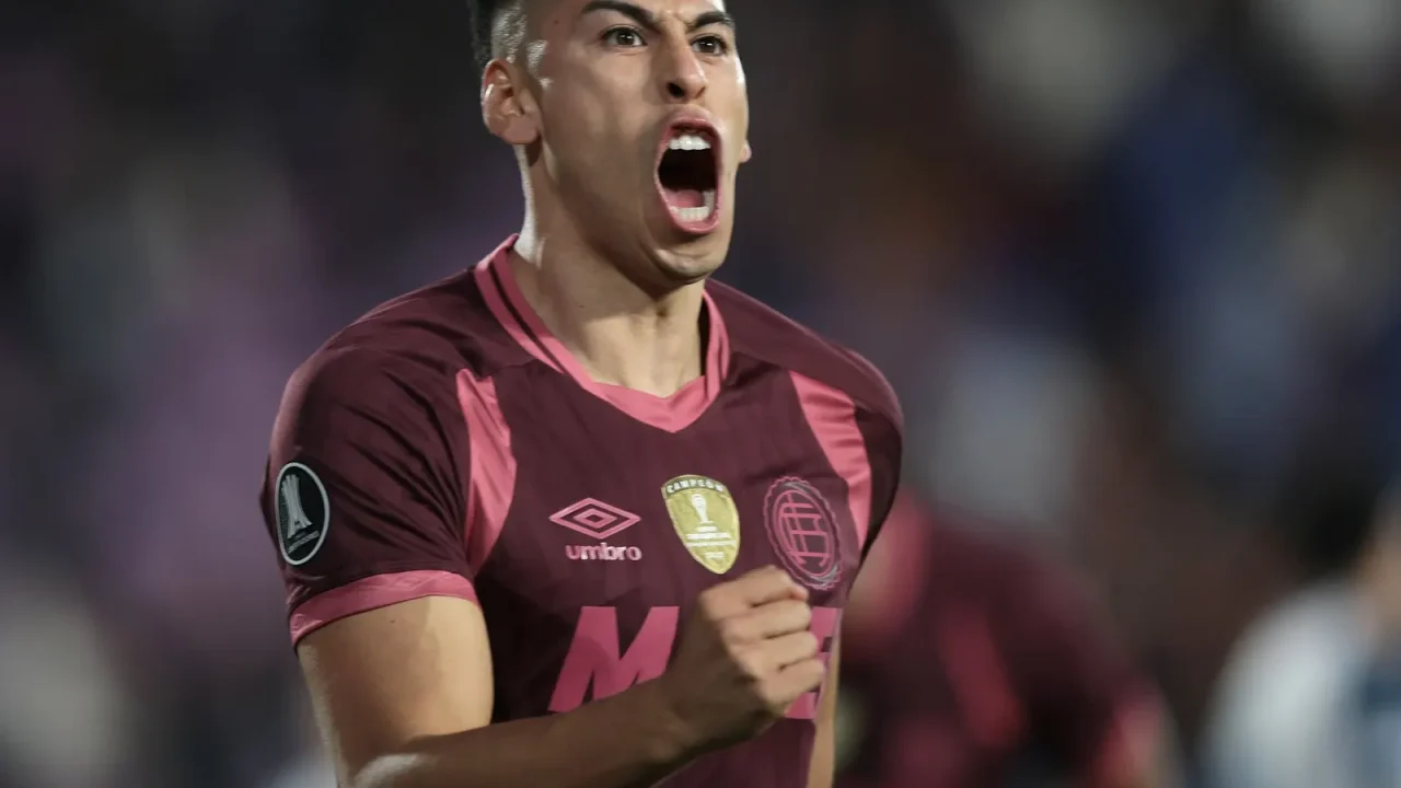 Racing busca reforzar su mediocampo y defensa con dos nombres de Lanús