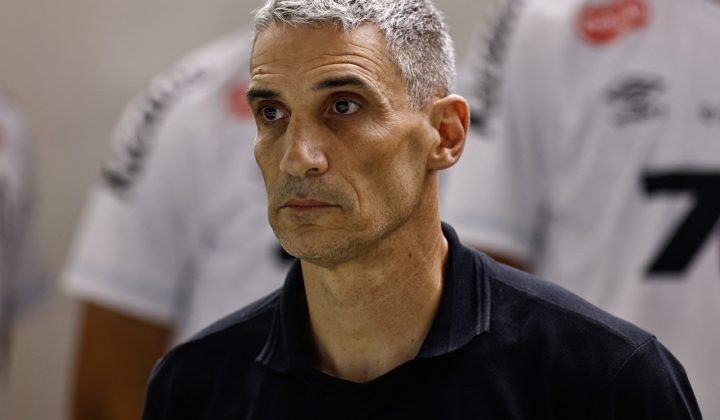 Juan Pablo Vojvoda será el nuevo director técnico de Racing