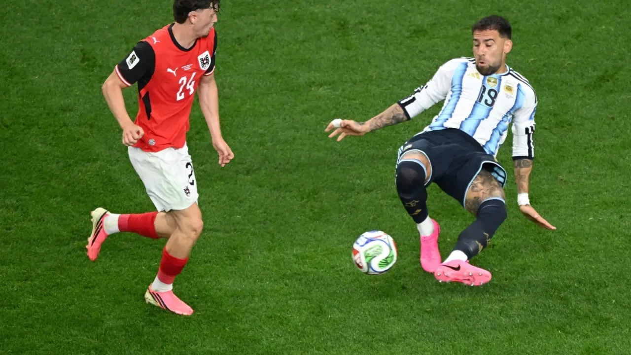 El entrenador de la Selección Argentina, Lionel Scaloni, expresó su satisfacción por la actuación de Nicolás Otamendi en el reciente partido