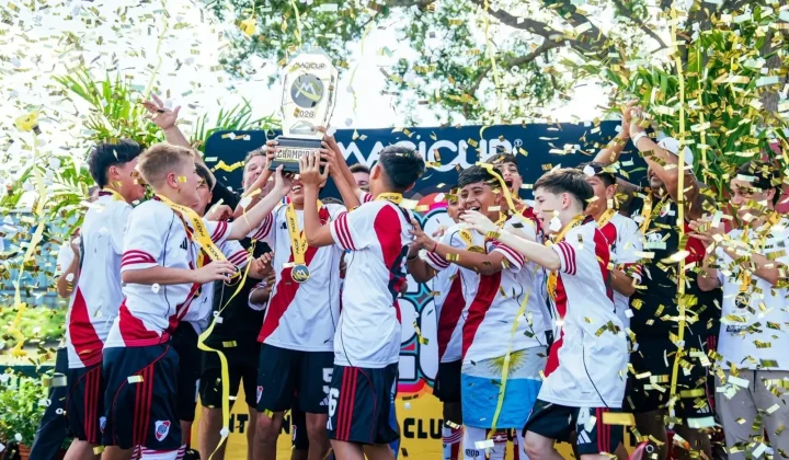 El semillero de River Plate continúa cosechando éxitos a nivel internacional. La categoría 2014 del club se consagró campeona de la MagiCup,