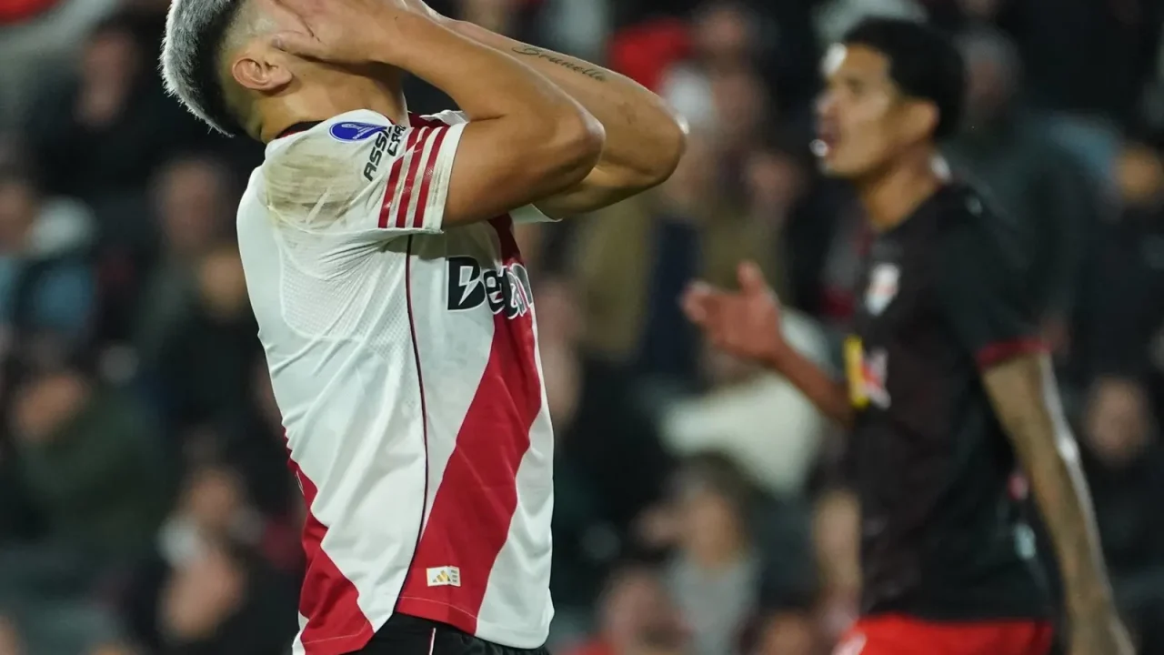 Maxi Salas, un adiós anunciado en River: se suma a la lista de prescindibles