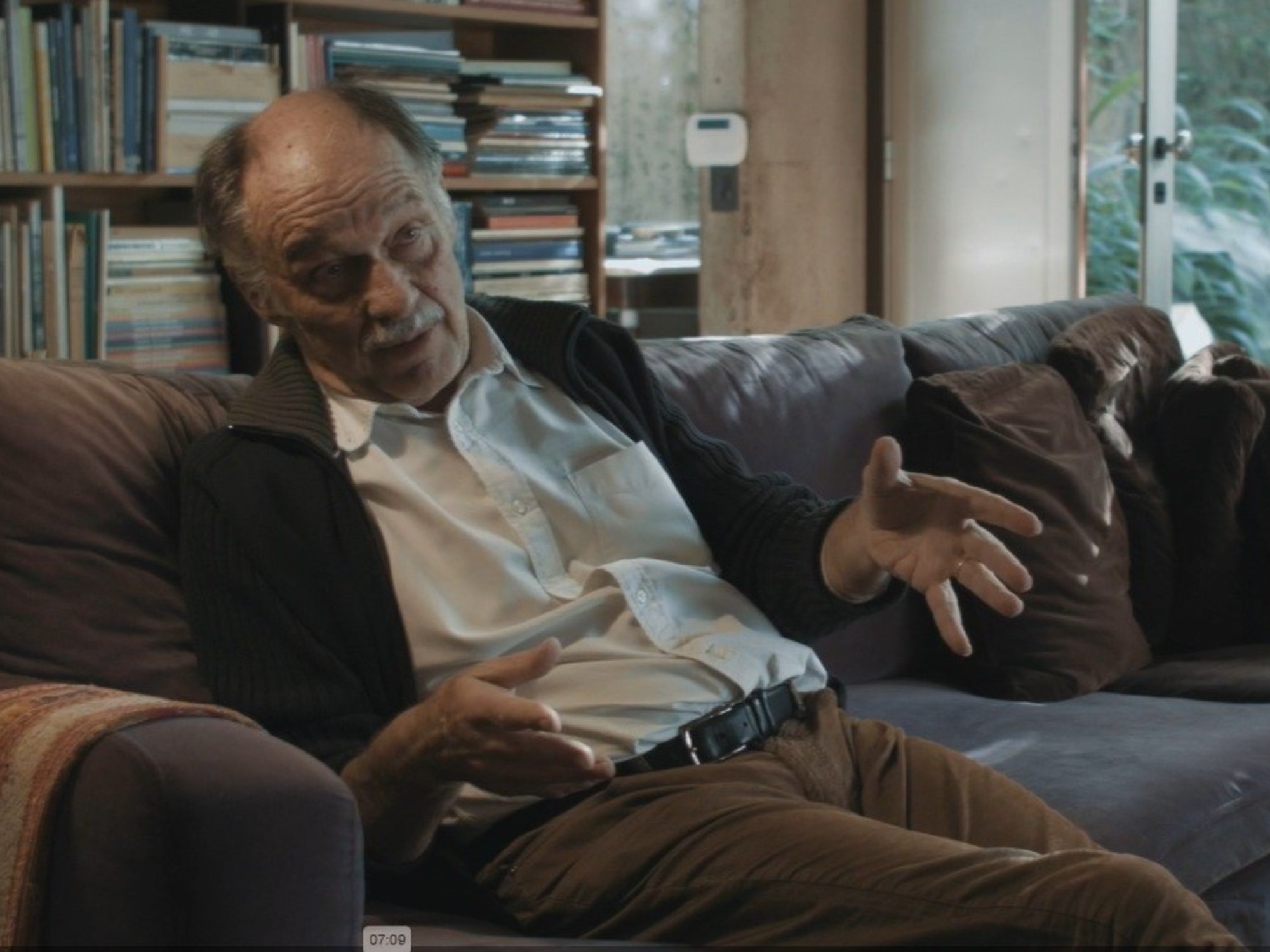 Arquitectos Jorge Hampton y Diana Cabeza en su estudio