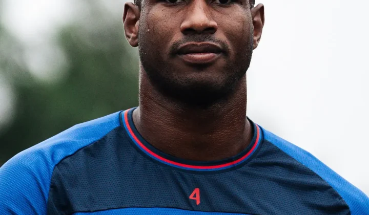 El futuro de Jhohan Romaña en San Lorenzo pende de un hilo ante el presunto interés de Boca Juniors. Según trascendió, el club de la Ribera