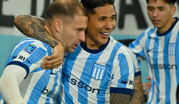Debut con triunfo: Racing superó 2-1 a Gimnasia en el arranque del Clausura
