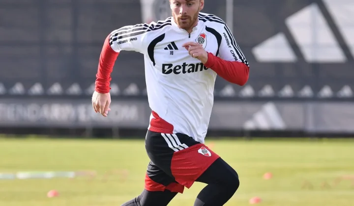 River Plate suma a Lucas Beltrán como su refuerzo estelar para el segundo semestre del año. El delantero, con experiencia europea, llega par