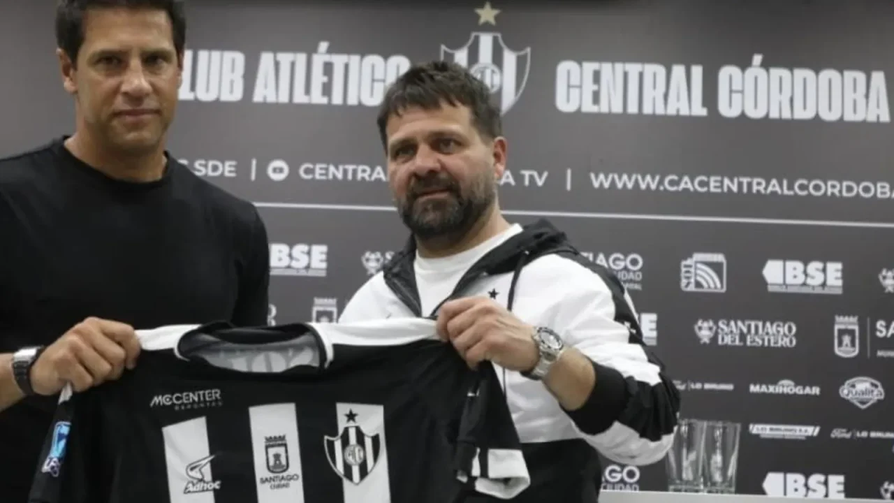 Sebastián Domínguez asumió como nuevo entrenador de Central Córdoba con contrato hasta 2027