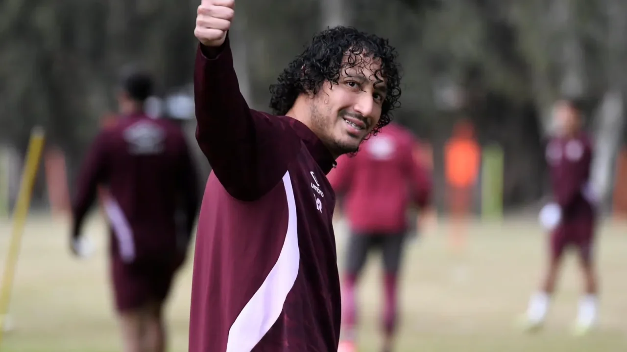 José Canale regresó a Lanús y se suma a la pretemporada tras su actuación en el Mundial