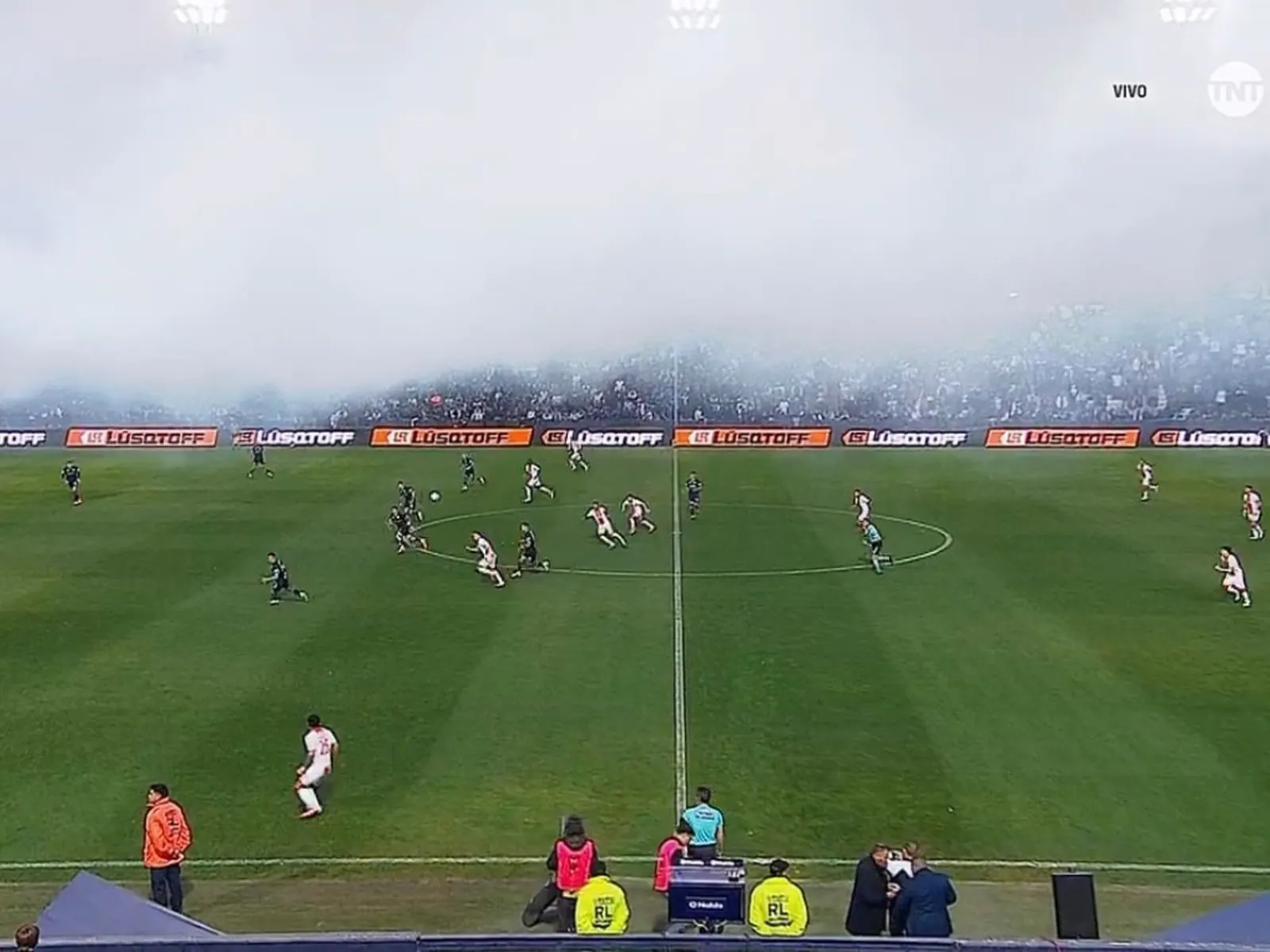Independiente Rivadavia y Huracán se enfrentan en el Estadio Bautista Gargantini de Mendoza por el Torneo Clausura 2026 de la Liga Profesional