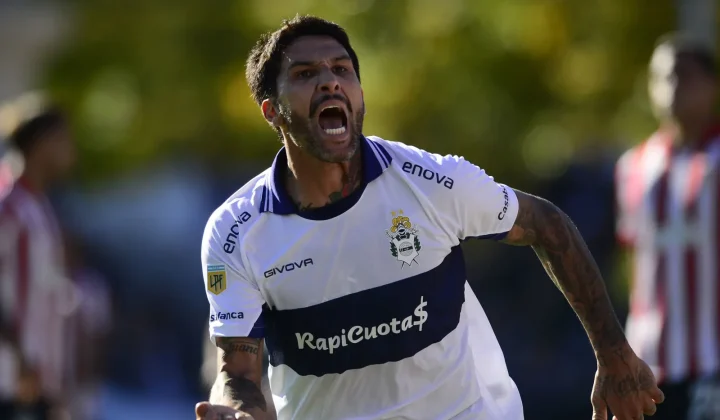 Lucas Castro se despide de Gimnasia tras más de 150 partidos