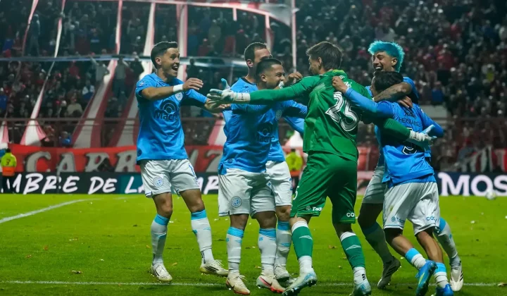 Belgrano se prepara para disputar la final del Torneo Apertura contra River Plate en el Estadio Mario Alberto Kempes, un partido que trascie