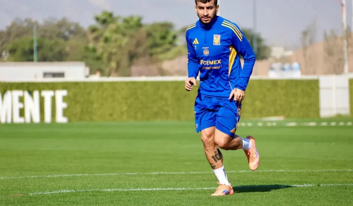 River Plate continúa con cautela pero firmeza sus gestiones para concretar el anhelado fichaje de Ángel Correa. El club de Núñez, bajo la di