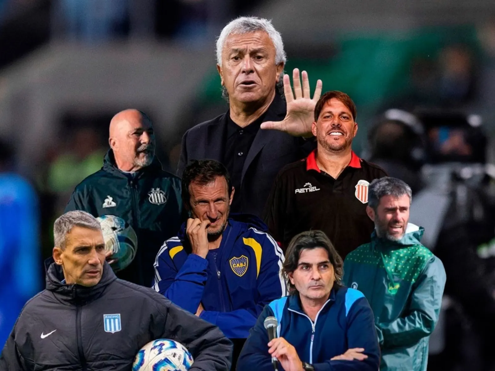 Imagen de varios directores técnicos argentinos en un campo de fútbol.