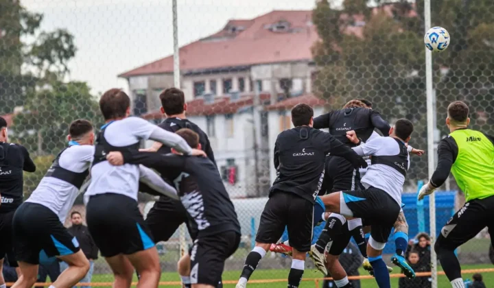 Racing goleó en su último amistoso de pretemporada y afina detalles para el debut de Vojvoda