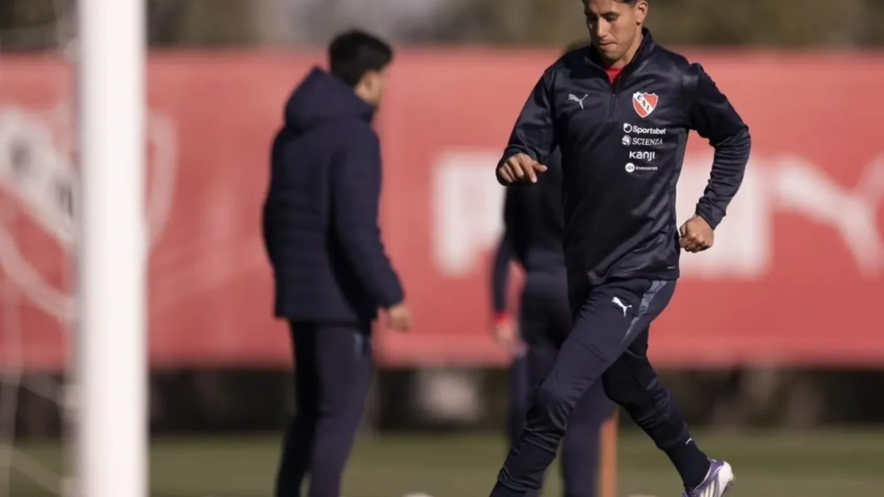 Maxi Meza se prepara para relanzar su carrera en Independiente: “No vine a hacer la plancha